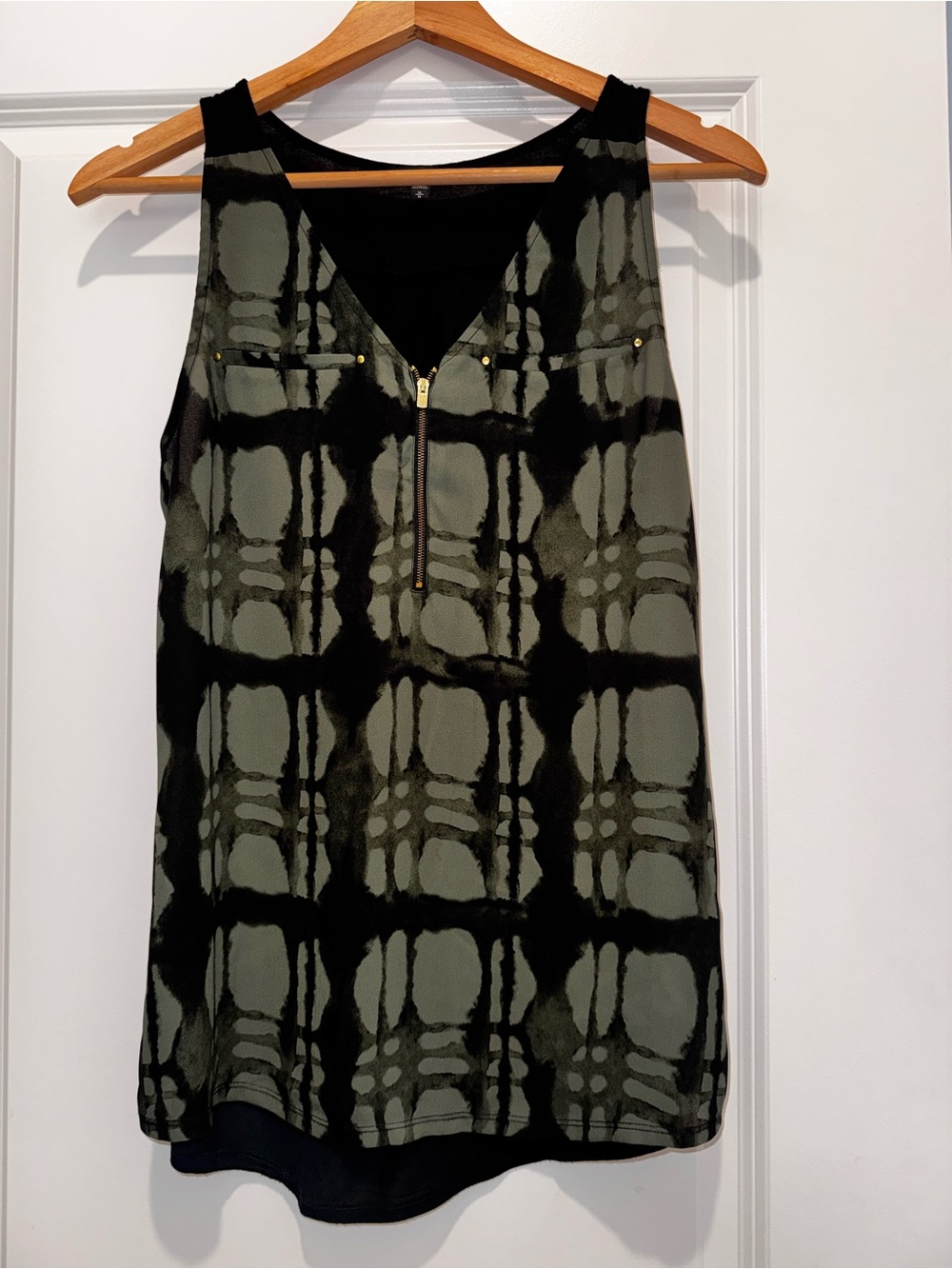 Express Olive & Black Sleeveless Zip-Front Tank